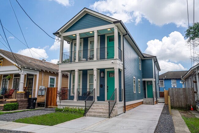 Building Photo - 420 S Genois St