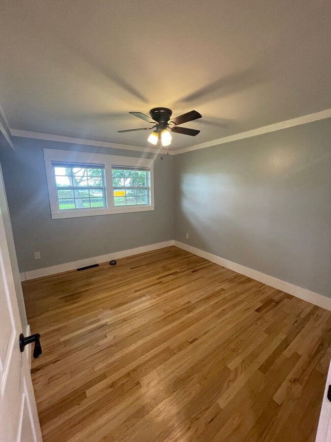 Building Photo - Available June!