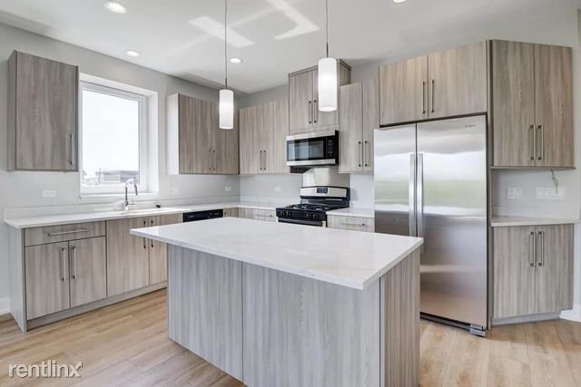 Foto del edificio - 6322 W Irving Park Rd