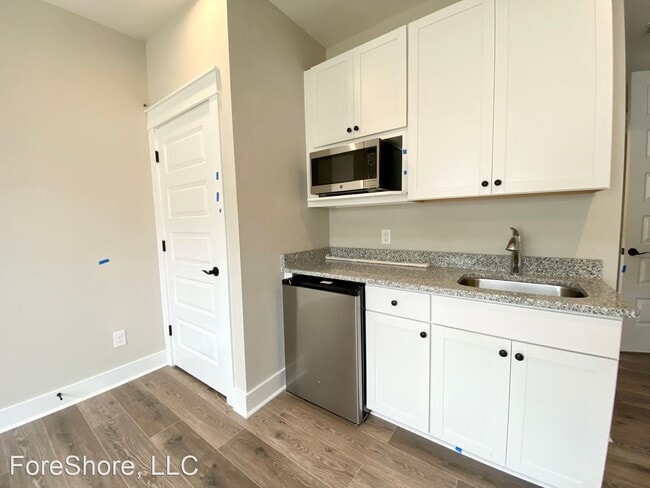 Building Photo - 1 br, 1 bath House - 129 Carolina Oaks Avenue