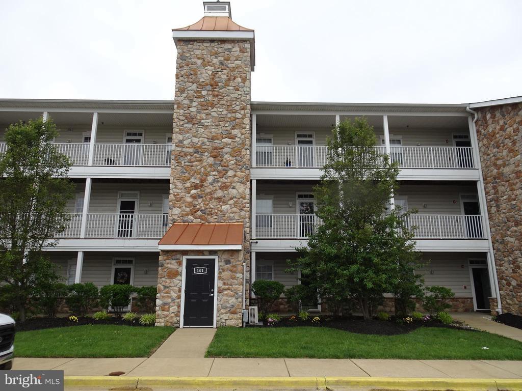 Foto principal - 101 Colonial Downs Ct