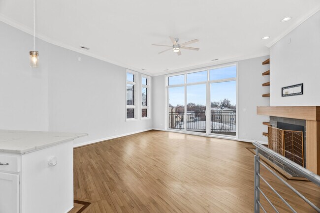 Foto del edificio - 2625 W Chicago Ave