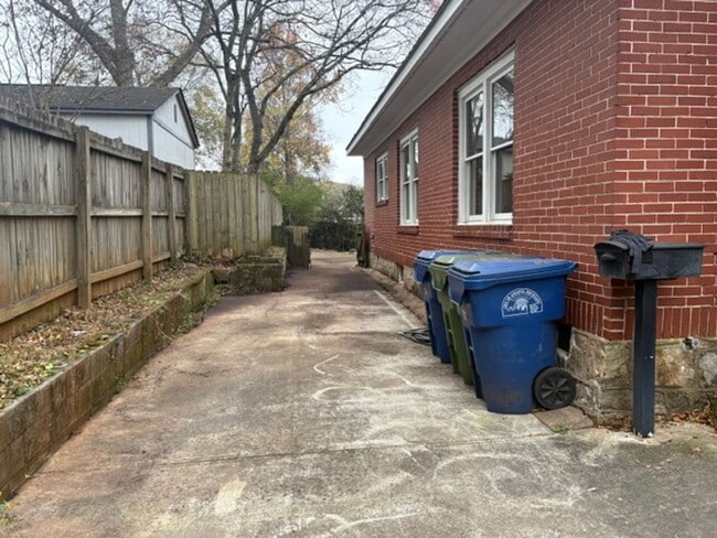 Photo - 497 Kendrick Avenue Apartment