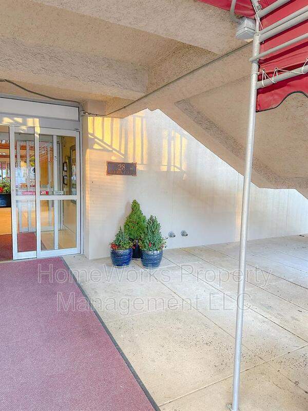 28 Allegheny Ave Unit 1812, Towson, MD 21204 Condo for Rent in Towson, MD