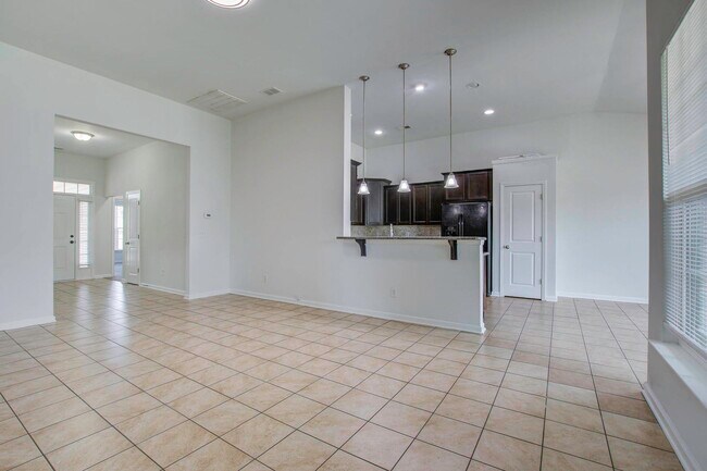 Building Photo - 7725 Haywood St