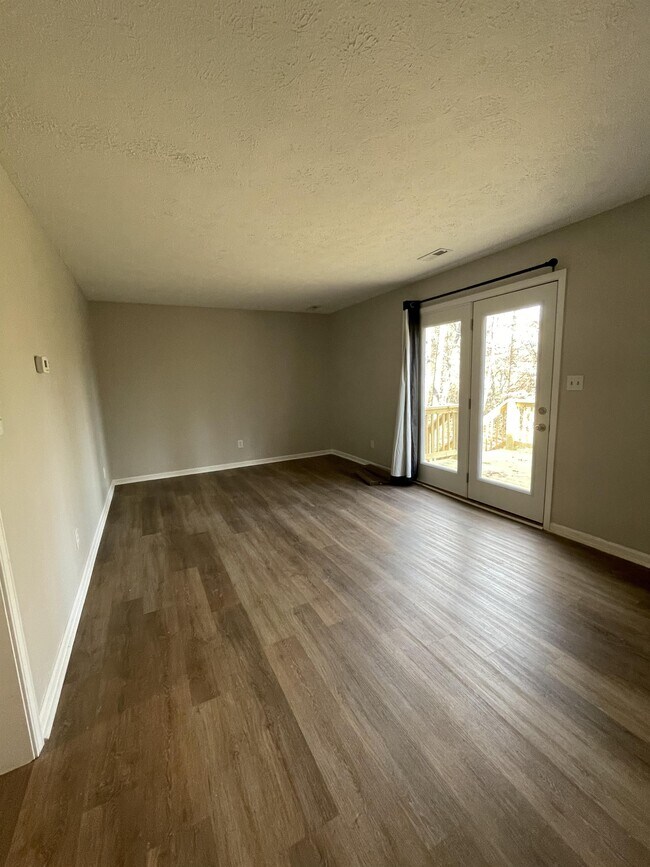 Foto del edificio - 133 E Vail Dr