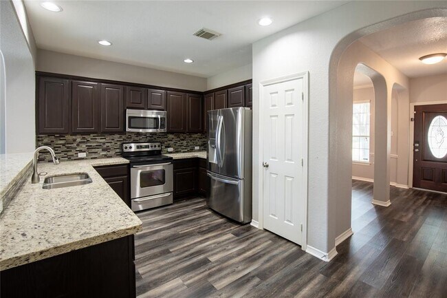 Foto del edificio - 12403 Gentlebrook Dr