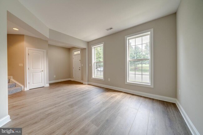 Foto del edificio - 15970 Greymill Manor Dr