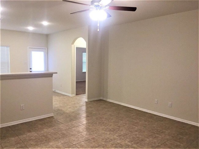 Foto del edificio - 13210 Tidwell Rd