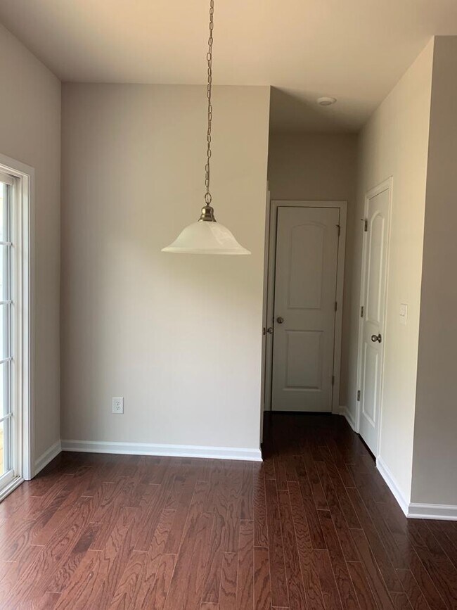 Building Photo - 7127 Jane Parks Way