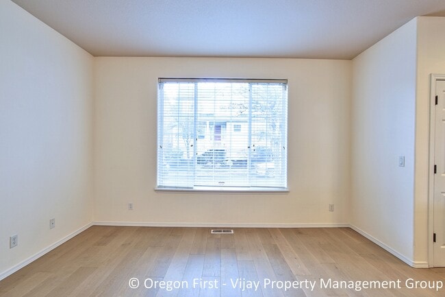 Building Photo - 10568 SW Washington St