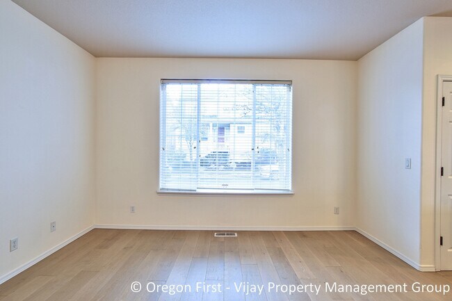 Foto del edificio - 10568 SW Washington St