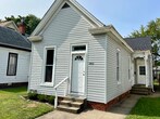 Primary Photo - 1813 E Elm St