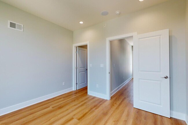 Foto del edificio - 511 N Paxon St