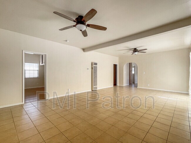 Building Photo - 3750 Elm Ave