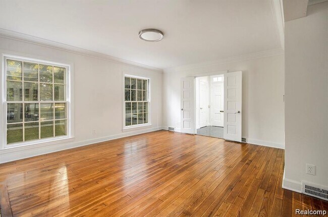 Foto del edificio - 26085 Humber St