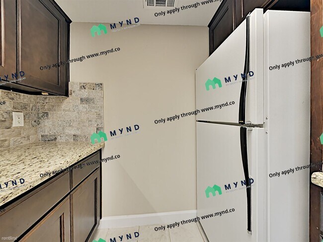 Foto del edificio - 2234 S Piney Point Rd