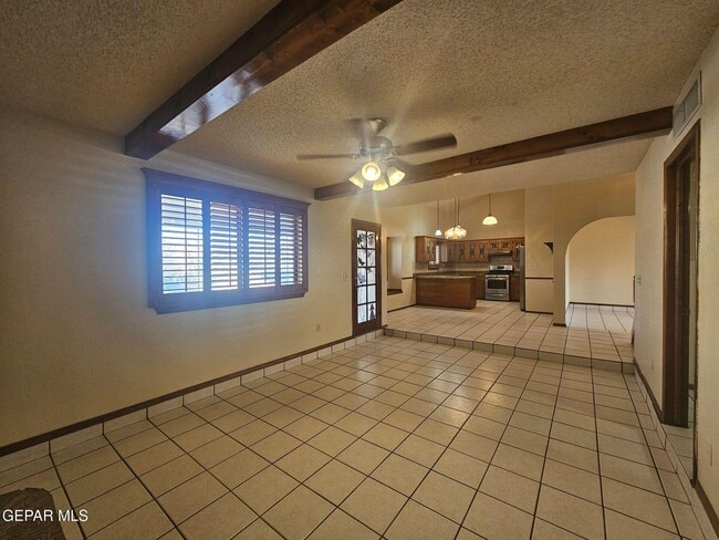 Foto del edificio - 11741 Roger Chaffee Ln