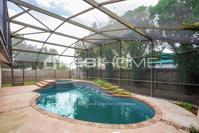 Foto principal - 12026 Molucca Ct