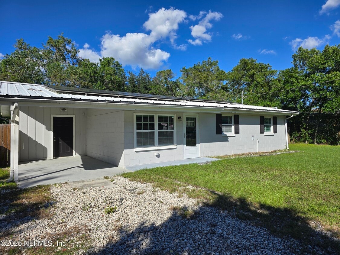 Foto principal - 11927 Dowling Ln
