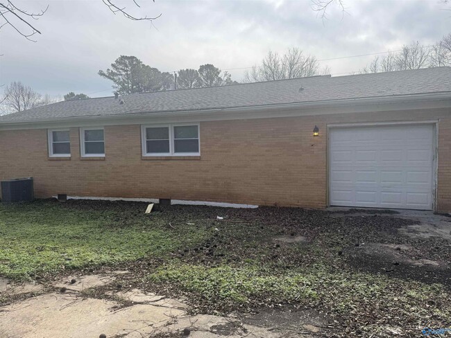 Building Photo - 3610 Williamsburg Dr NW