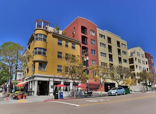 Building Photo - 1601 India St