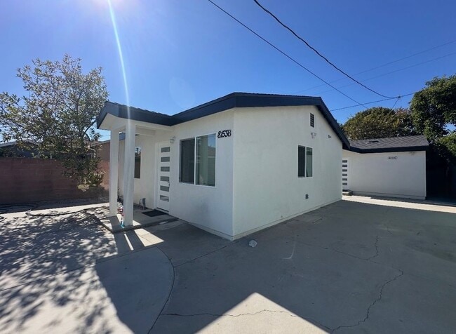 Building Photo - 8153 San Juan Ave