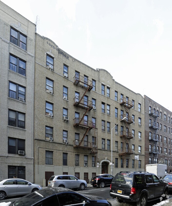 2415 Davidson Ave, Bronx, NY 10468 Apartments in Bronx, NY
