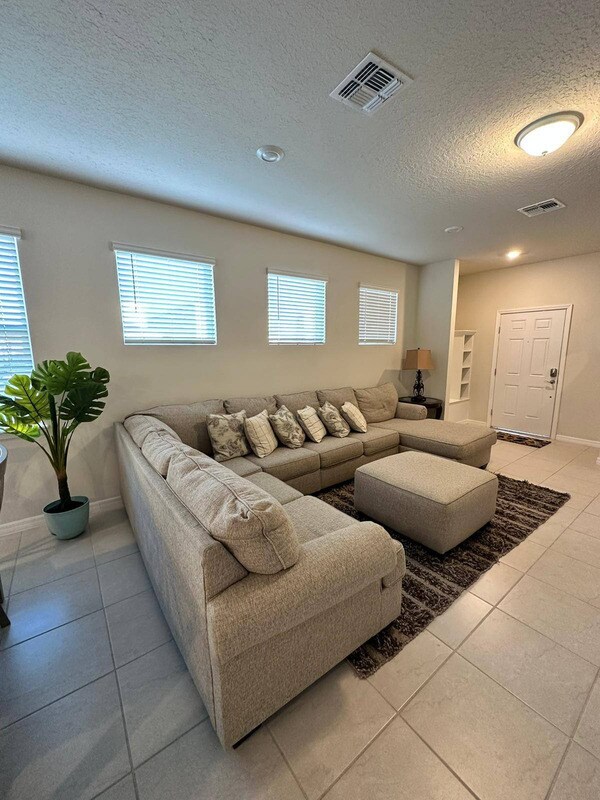 Foto del edificio - 3304 Lilac Wy
