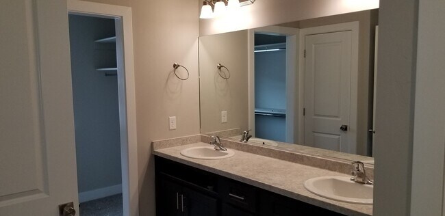 Foto del edificio - Charming Townhome