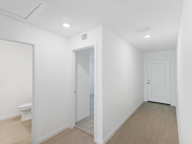 Foto del edificio - 1621 Baugh St