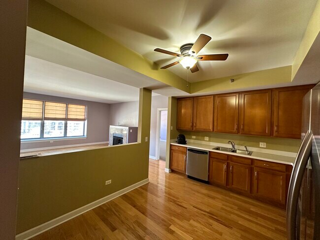Kitchen - 9360 Skokie Blvd