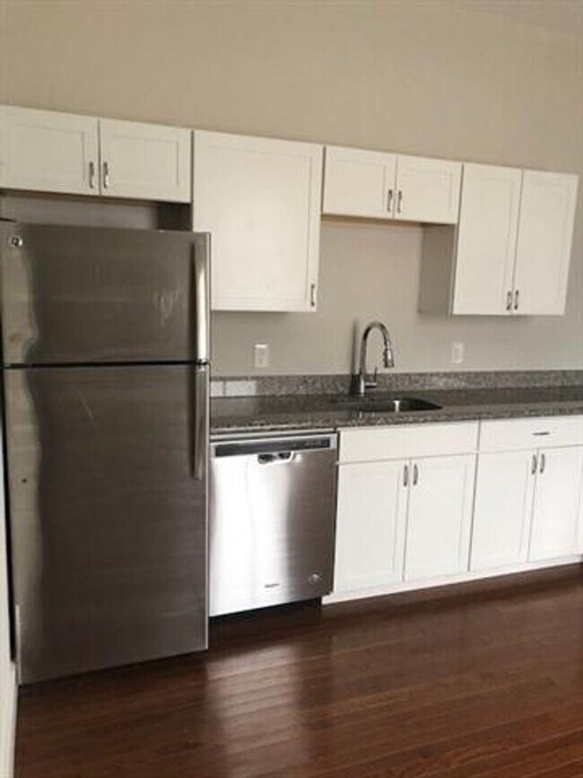 Photo - dfd812 Apartment