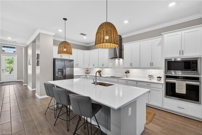 Foto del edificio - 5856 Sunningdale St