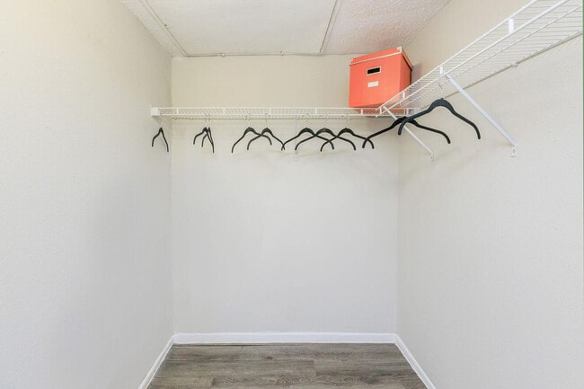 Building Photo - Harper at the Park