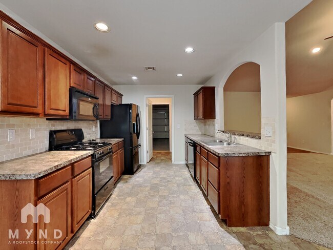 Foto del edificio - 10921 N 149th E Ave