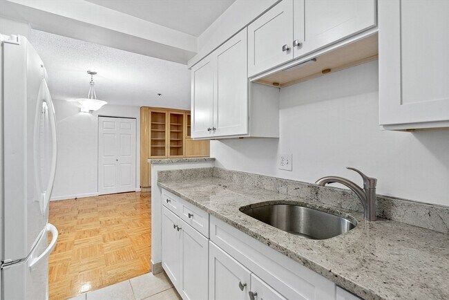 Foto del edificio - 357 Commercial St