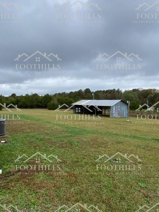 Building Photo - 2 Bedroom Mobile Home in Starr