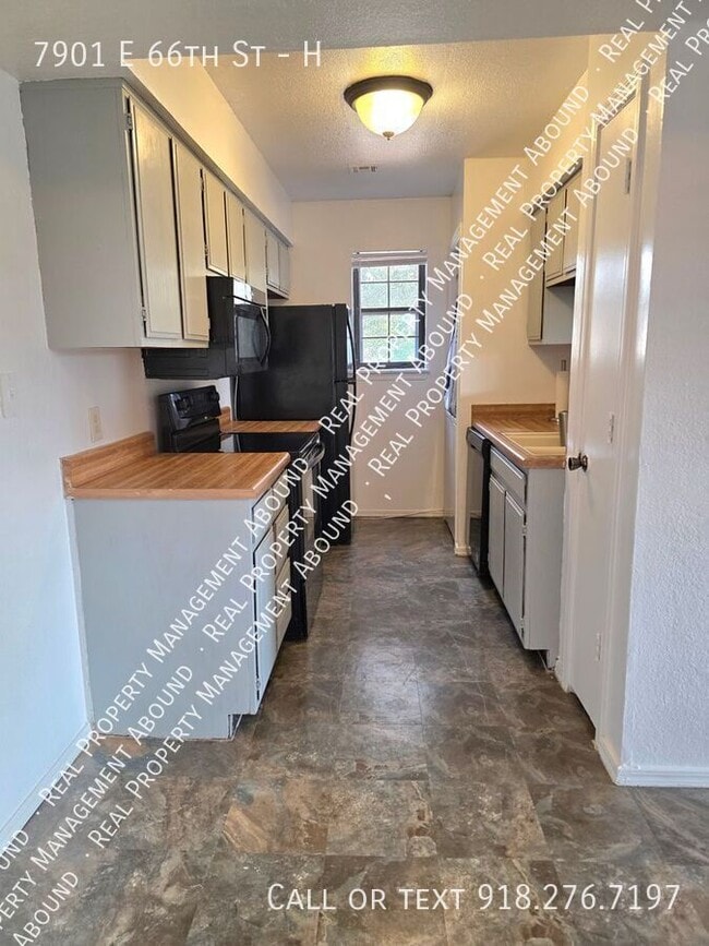 Foto del edificio - 7901 E 66th St