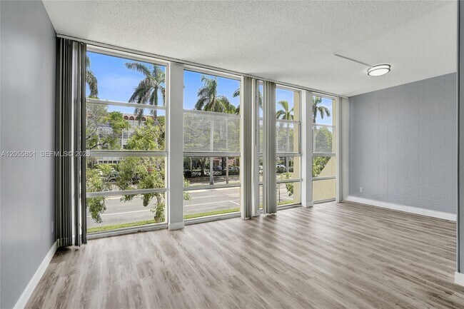Foto del edificio - 2000 Atlantic Shores Blvd