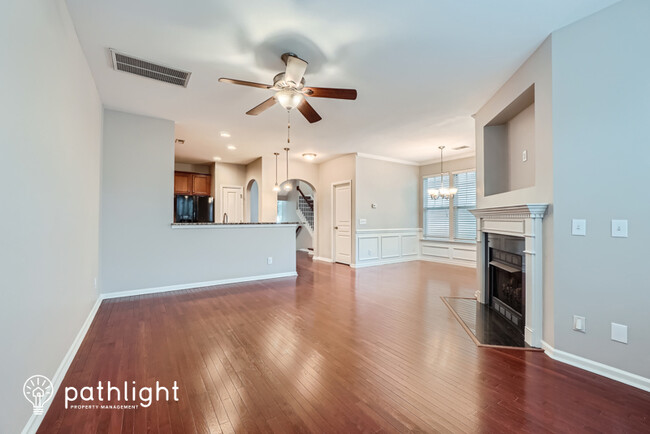 Foto del edificio - 11198 Bridgewater Drive, Huntersville, NC,...