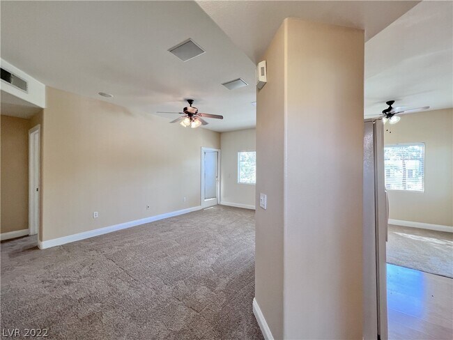 Building Photo - 2120 Calville St