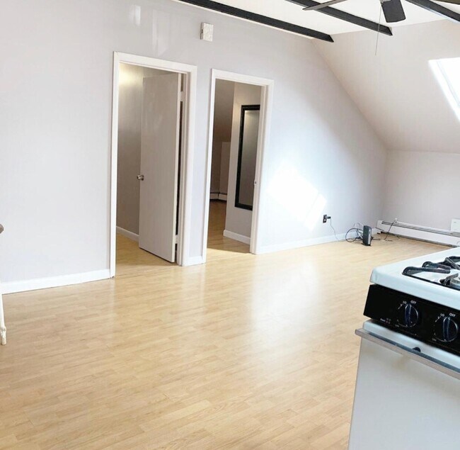 Foto del edificio - 120 Governor St