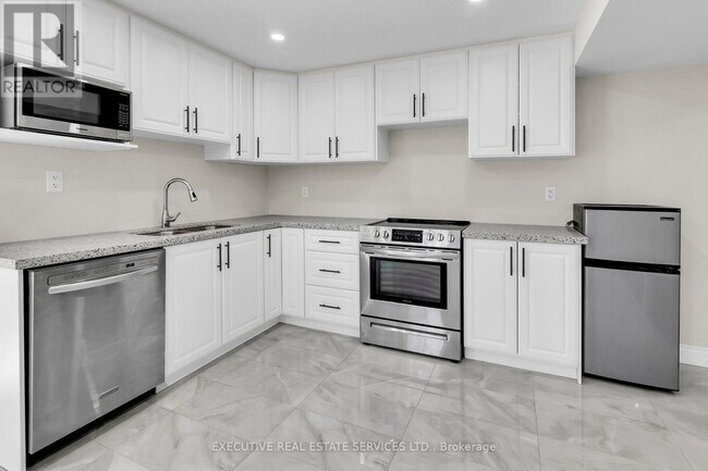 Building Photo - 265 Bruce Cameron Dr