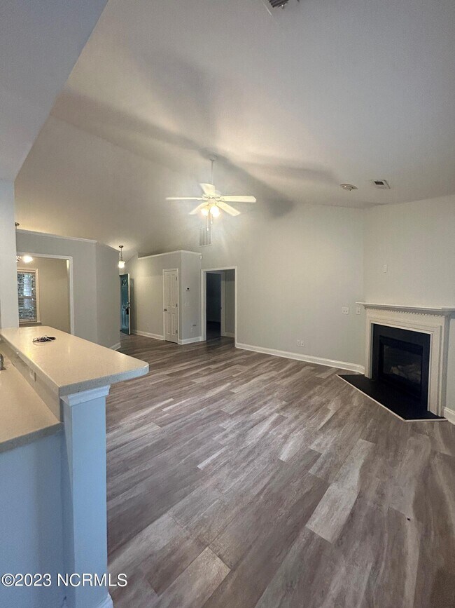 Foto del edificio - 8603 Grayson Park Dr