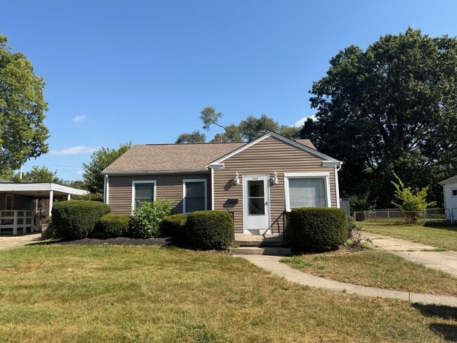 Photo - 1028 Allen Ave House