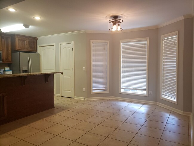 Building Photo - Valley Chase Subdivision!