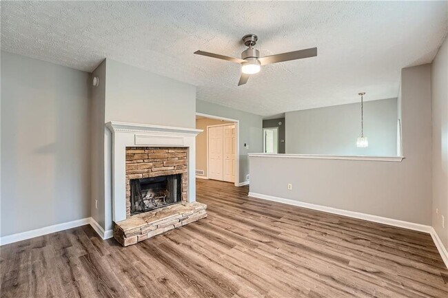 Foto del edificio - 7 Sweetgum Ln