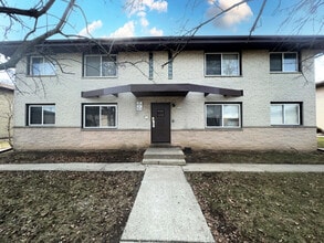Building Photo - 9335 W Sheridan Ave