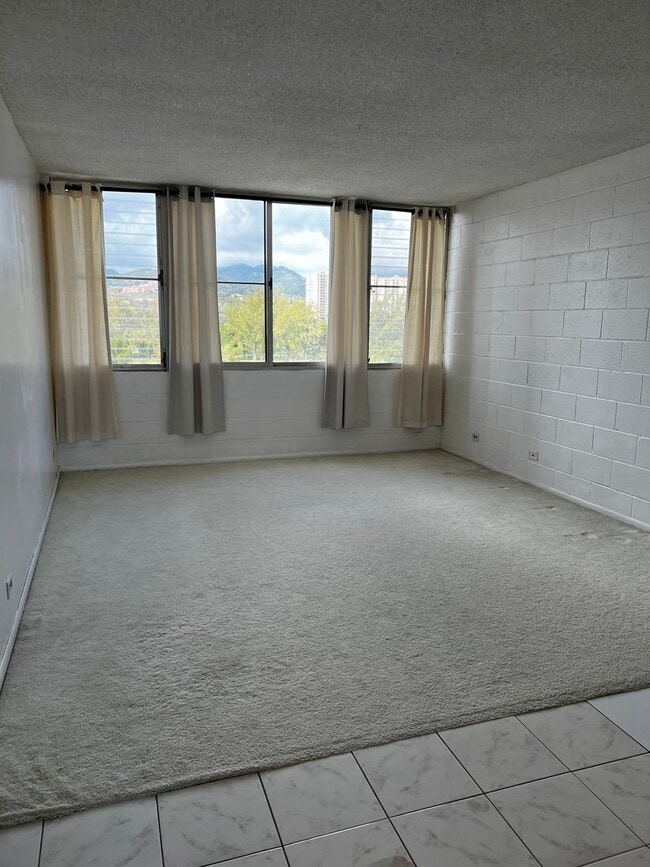 Building Photo - 5122 Likini St
